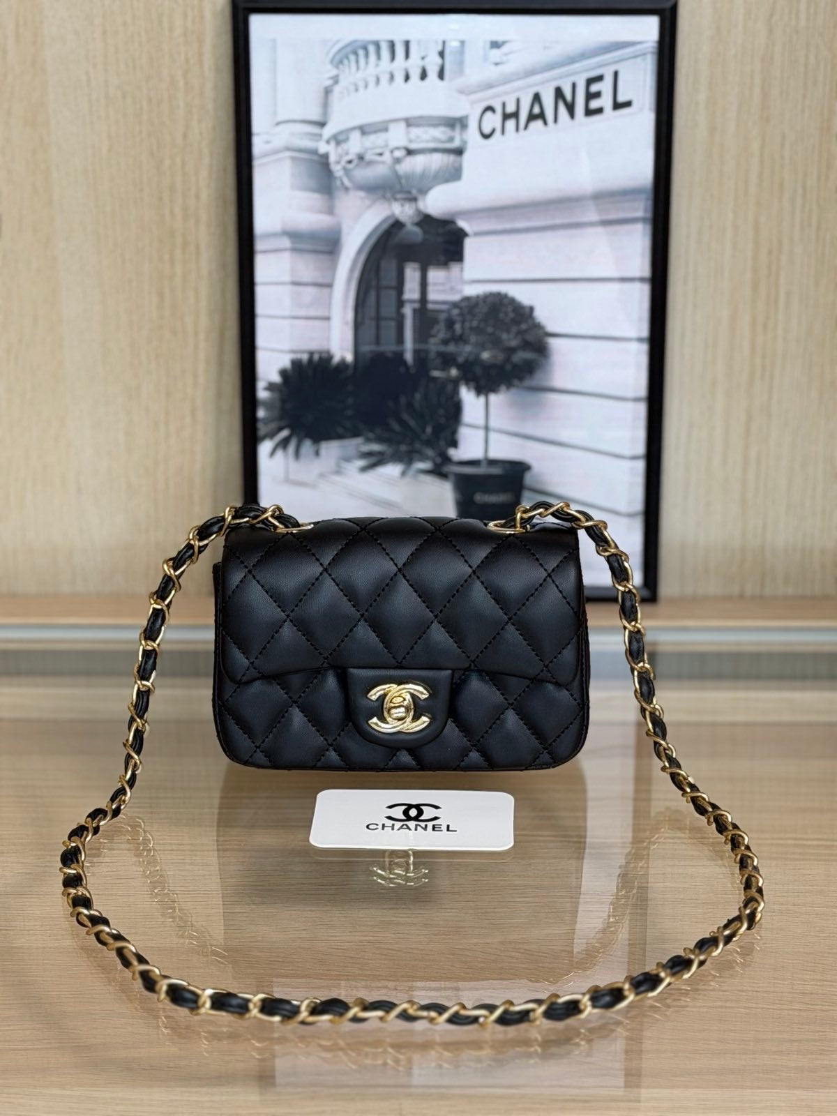 Chanel Mini Flap Bag – Μαύρο με Χρυσό Hardware