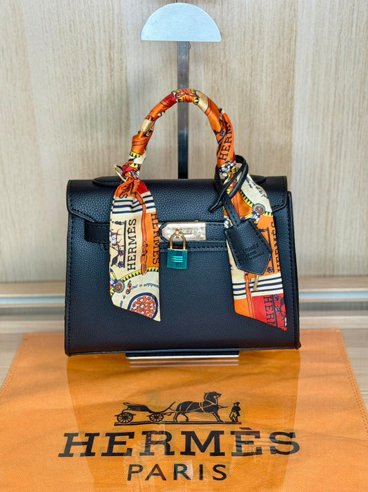 Hermès Kelly Bag – Black with Twilly Scarf