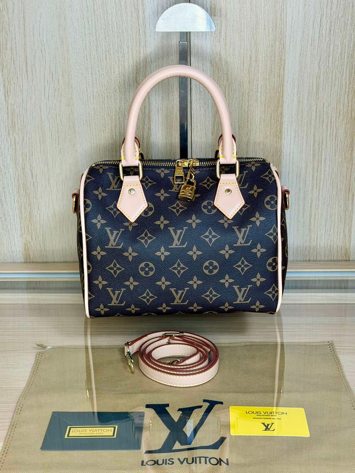 Louis Vuitton Speedy Bandoulière 30 – Monogram Canvas
