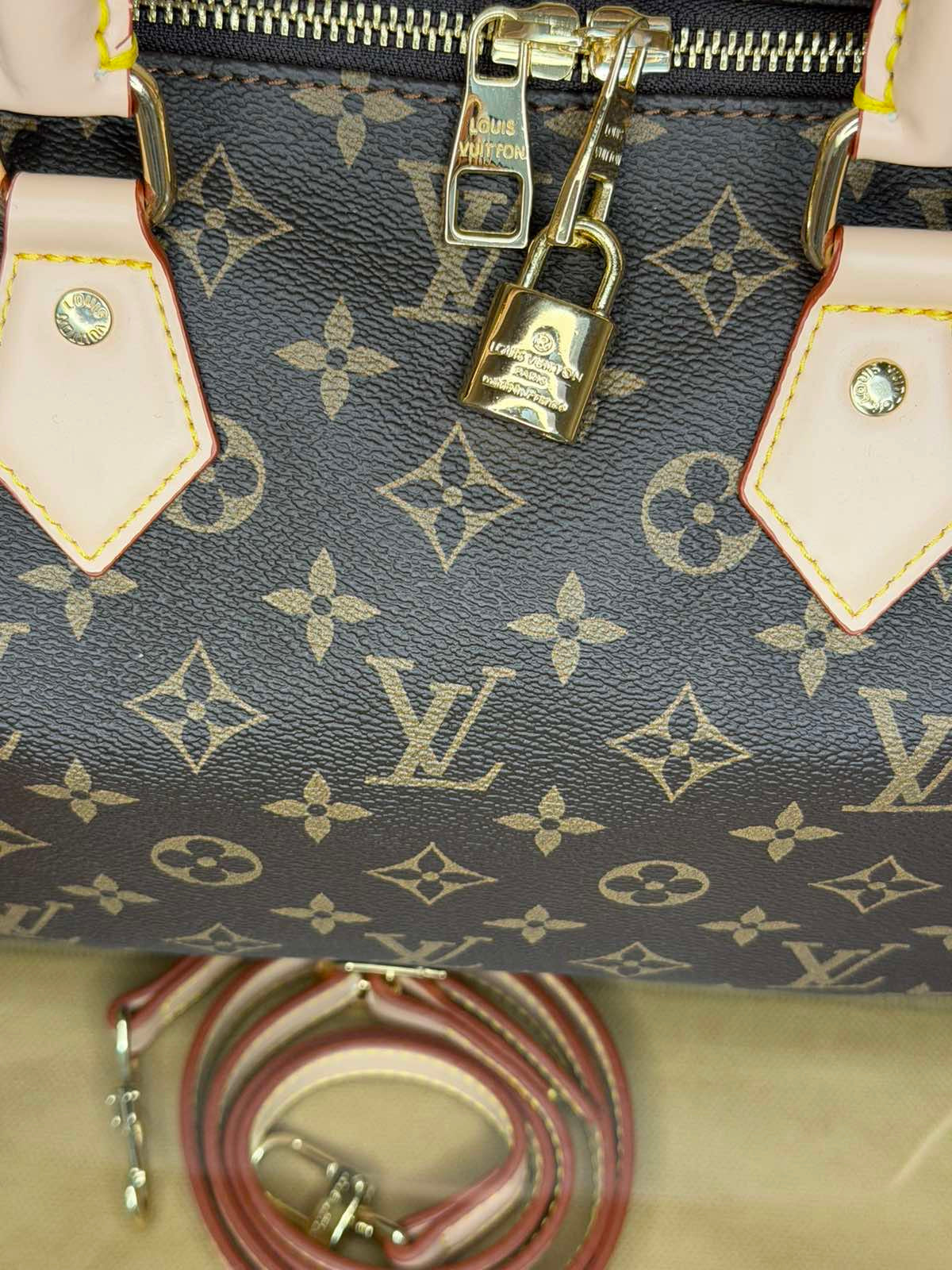 Louis Vuitton Speedy Bandoulière 30 – Monogram Canvas